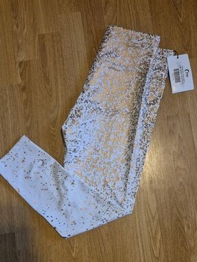 ZYIA White Leggings with Gold Speckle